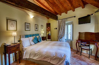 Albergo Orologio - Camere - camera-doppia-orologio-1.jpg